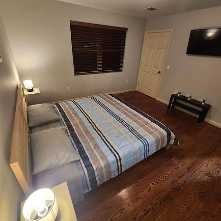 Luxury 2 Bed Apt, Mins To Nyc! Union City Exterior photo