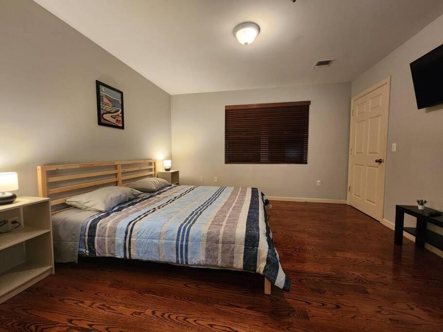 Luxury 2 Bed Apt, Mins To Nyc! Union City Exterior photo